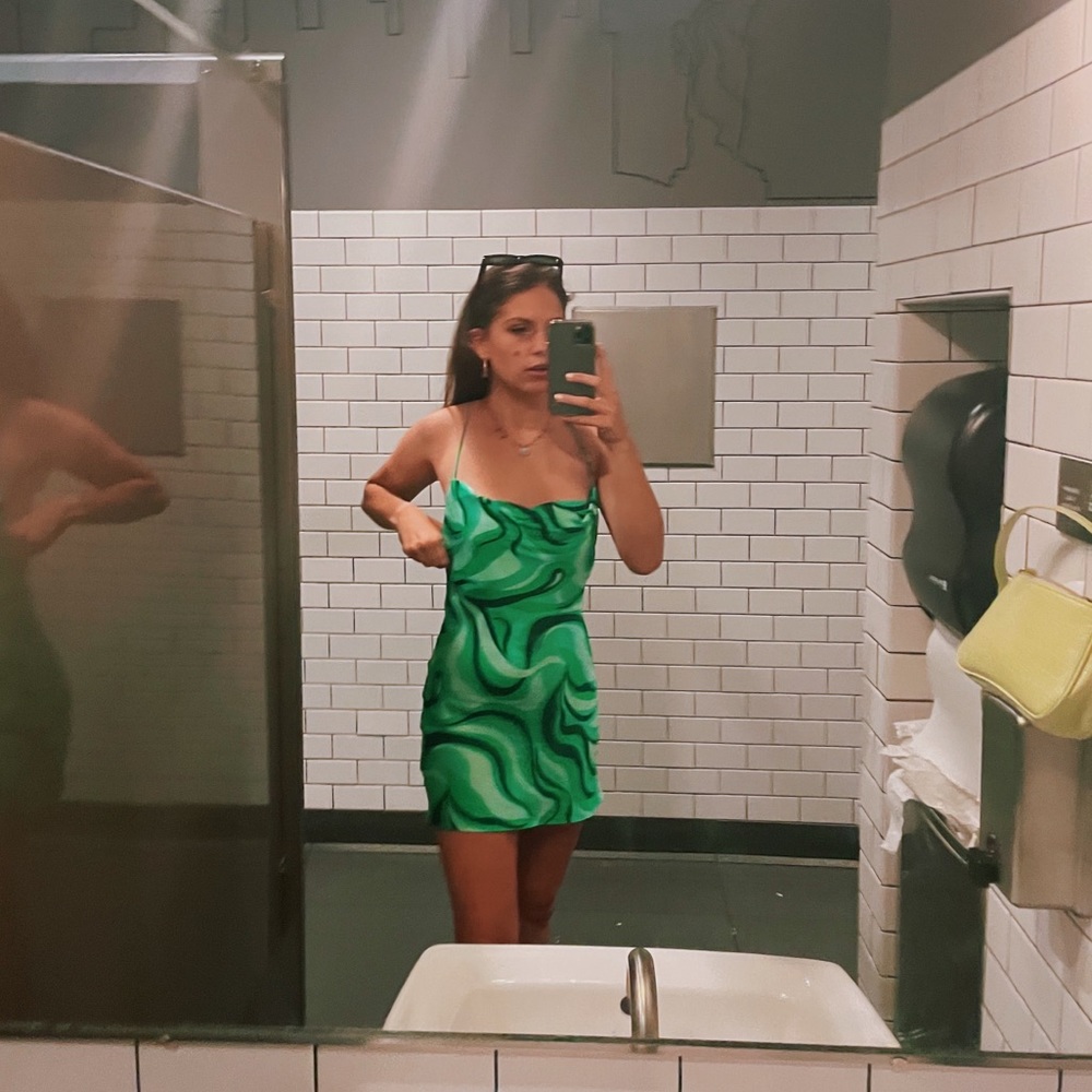 Zara Mini Green Flowy Dress (Safia Dress) — XS